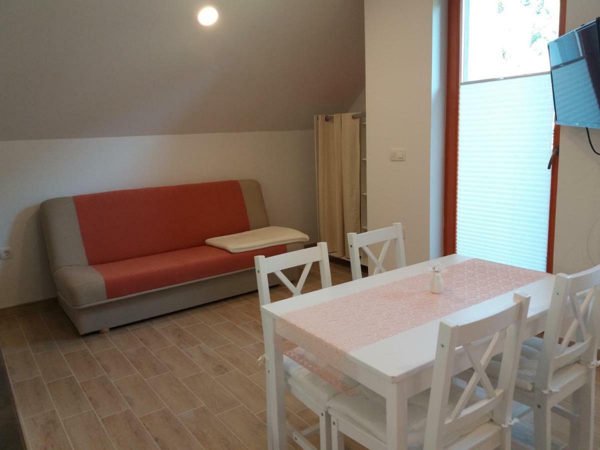 Apartma Bremec-Studio Бохинь Экстерьер фото